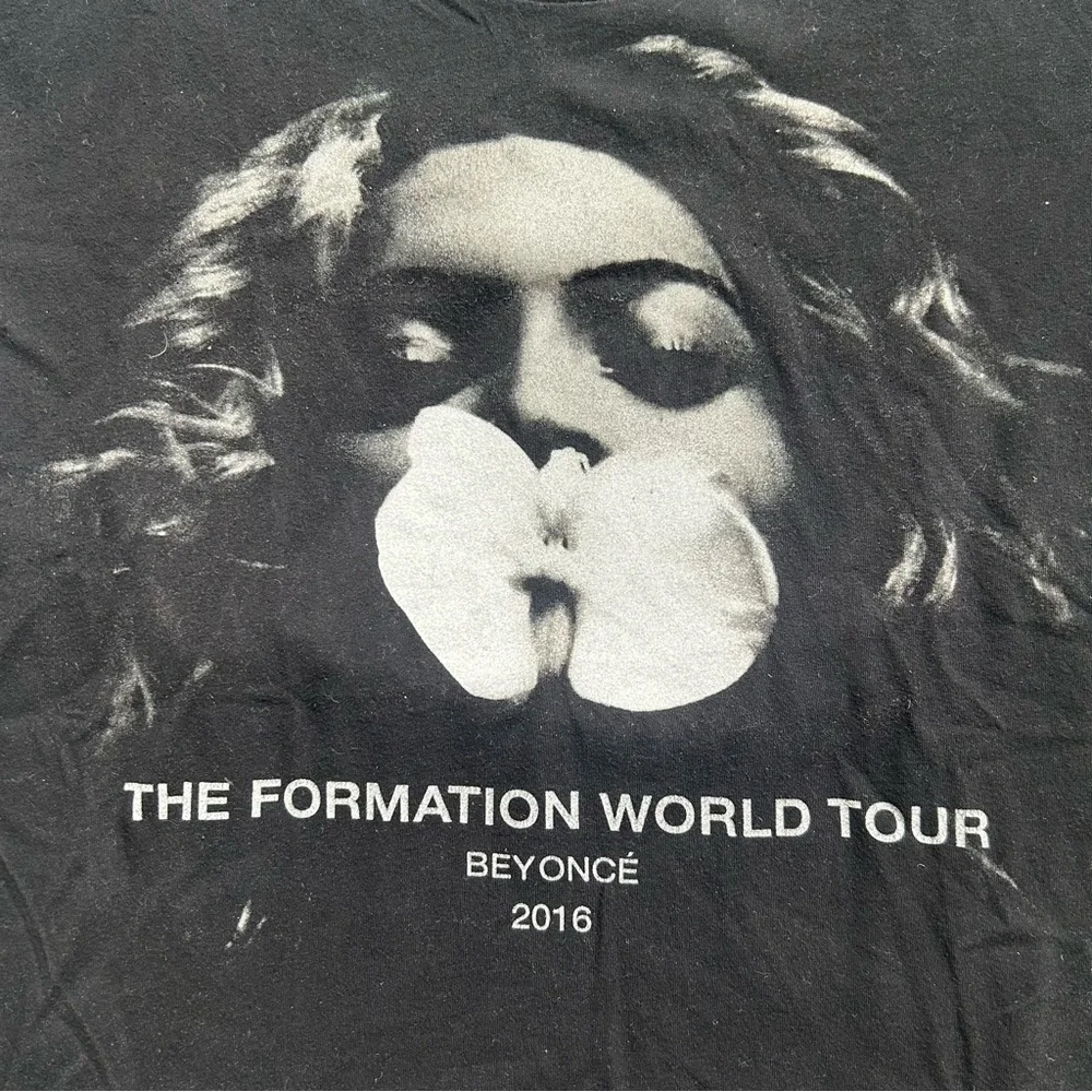 BEYONCÉ Formation Tour Graphic Black Smoke T shirt W M - Picture 2 of 6